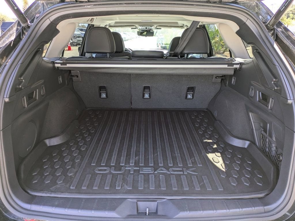 2023 Subaru Outback Touring