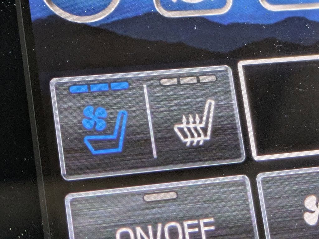 2023 Subaru Outback Touring