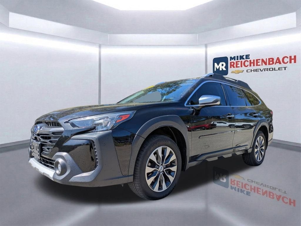2023 Subaru Outback Touring