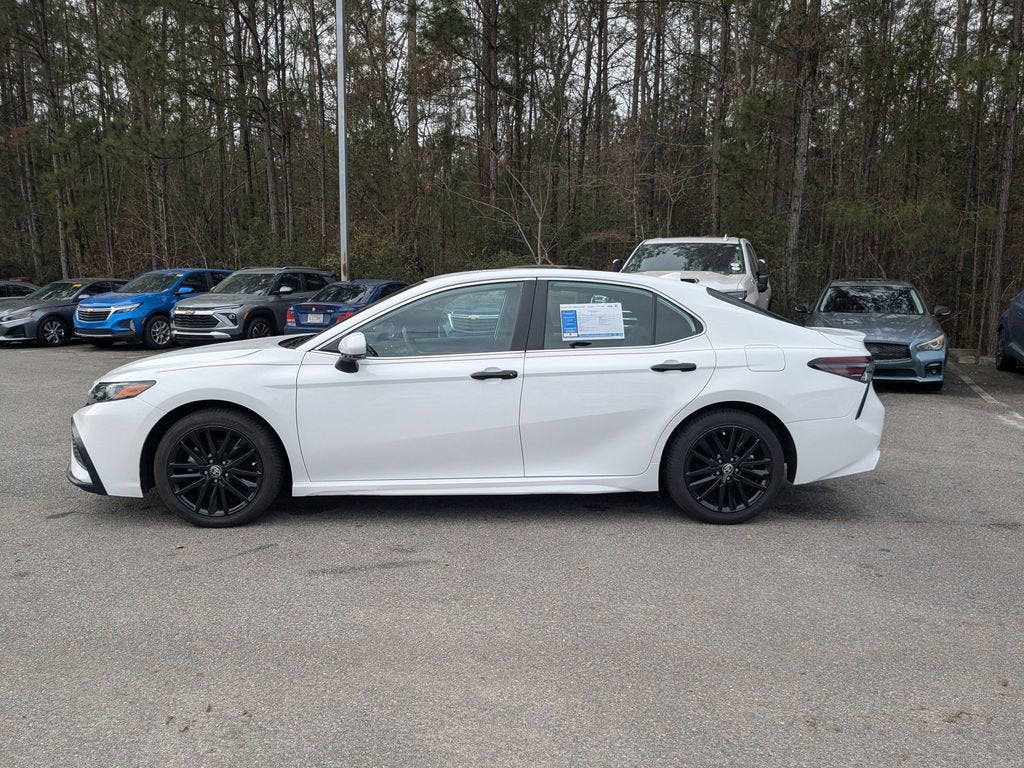 2024 Toyota Camry SE