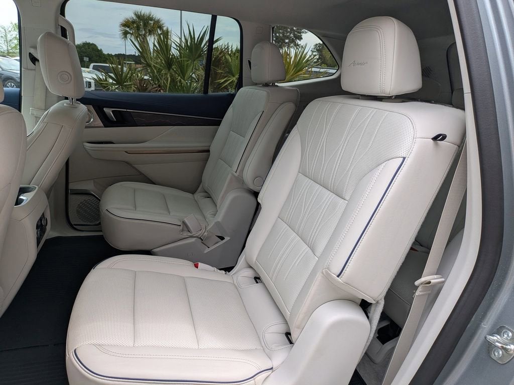 2025 Buick Enclave Avenir
