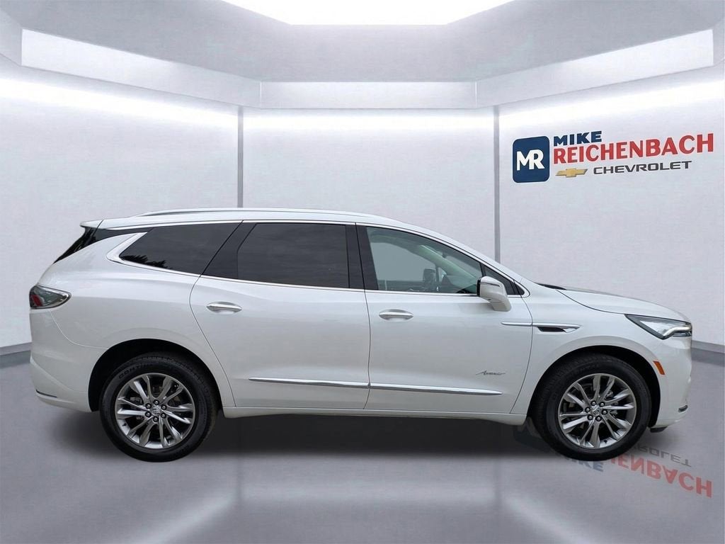 2023 Buick Enclave Avenir