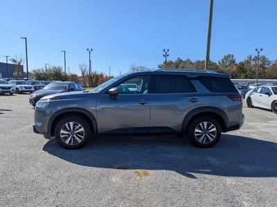 2023 Nissan Pathfinder SL