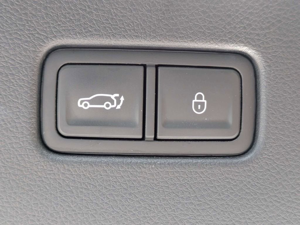 2024 Genesis GV70 2.5T
