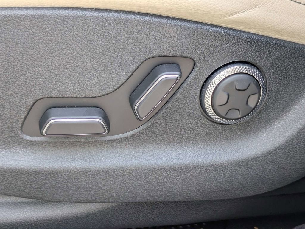 2024 Genesis GV70 2.5T