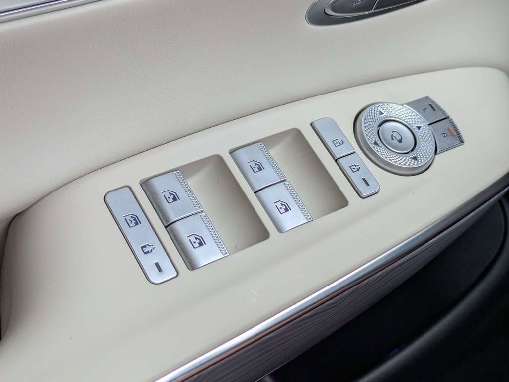 2024 Genesis GV70 2.5T