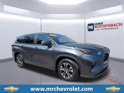 2024 Toyota Highlander Hybrid XLE