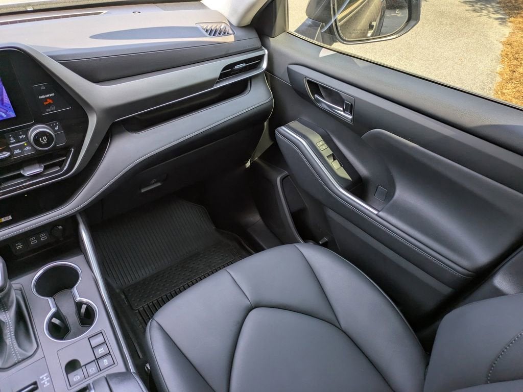 2024 Toyota Highlander Hybrid XLE