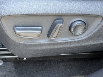 2024 Toyota Highlander Hybrid XLE