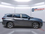 2024 Toyota Highlander Hybrid XLE