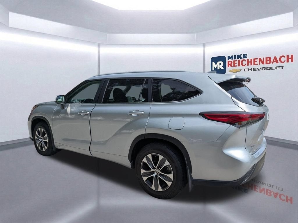 2023 Toyota Highlander L