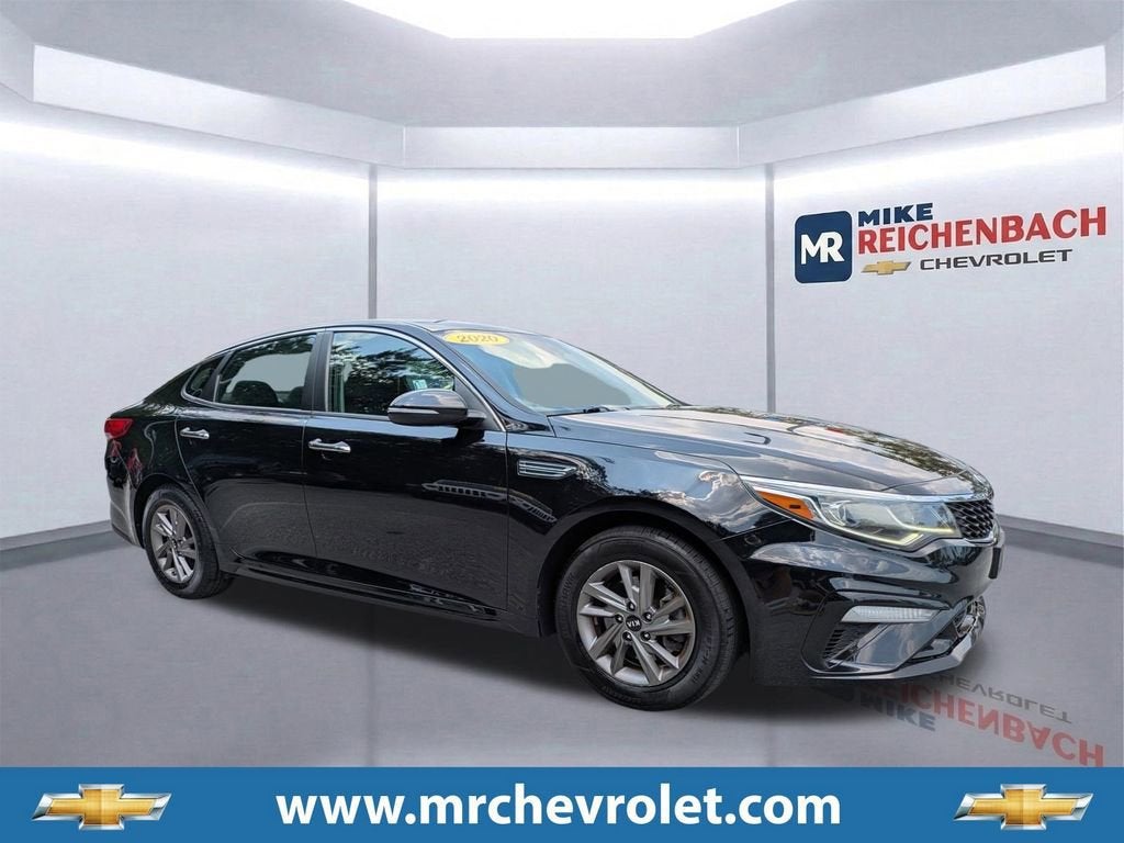 2020 Kia Optima LX AT's photo