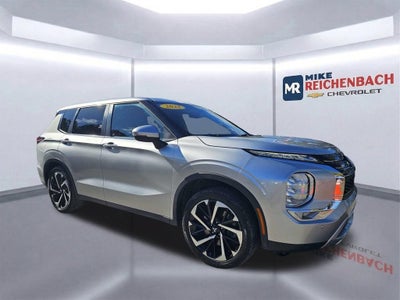 2022 Mitsubishi Outlander SE