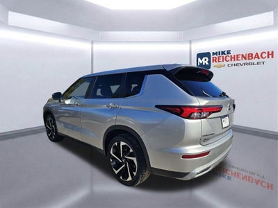 2022 Mitsubishi Outlander SE