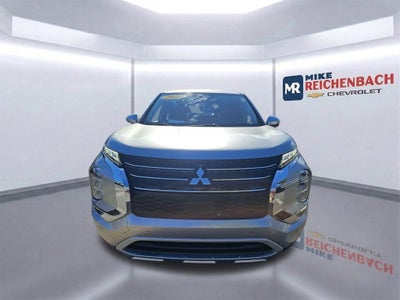 2022 Mitsubishi Outlander SE