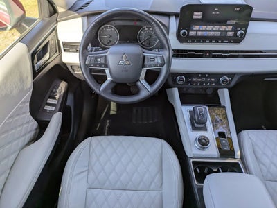 2022 Mitsubishi Outlander SEL