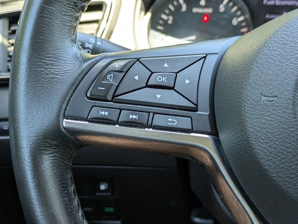 2019 Nissan Rogue S
