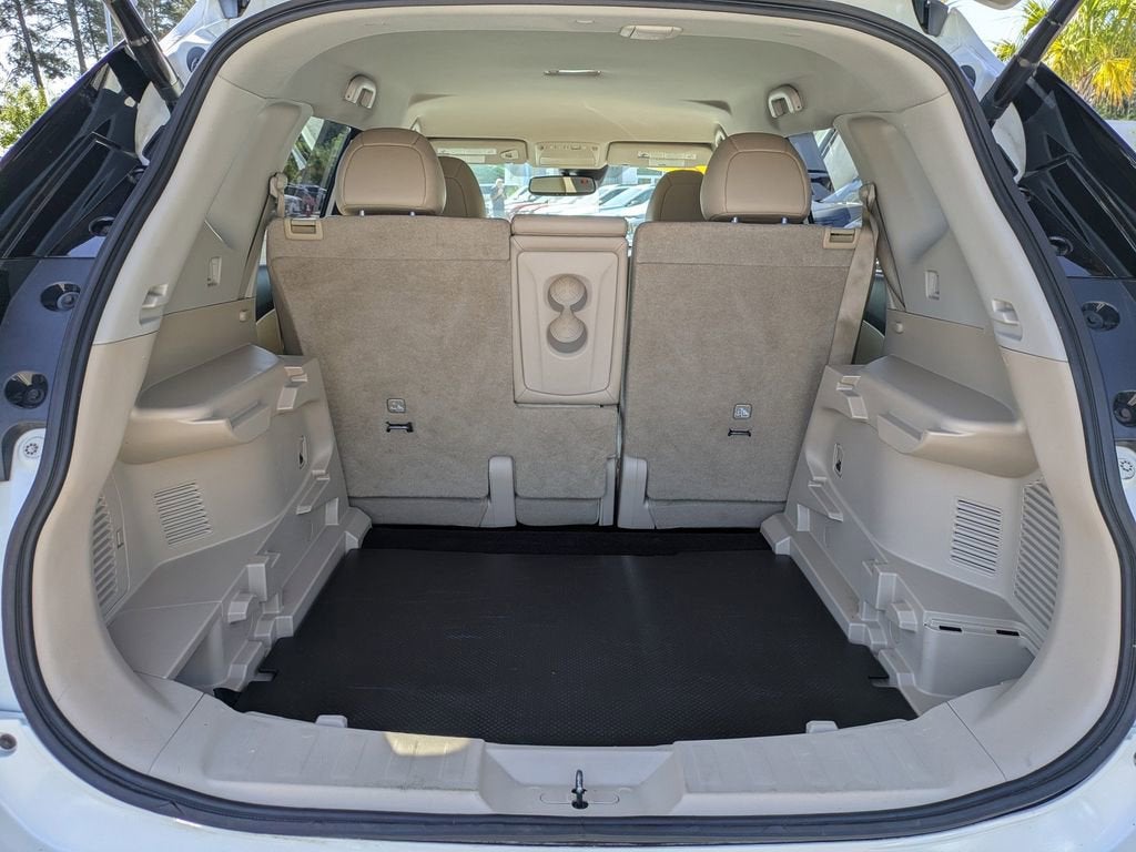 2017 Nissan Rogue SL