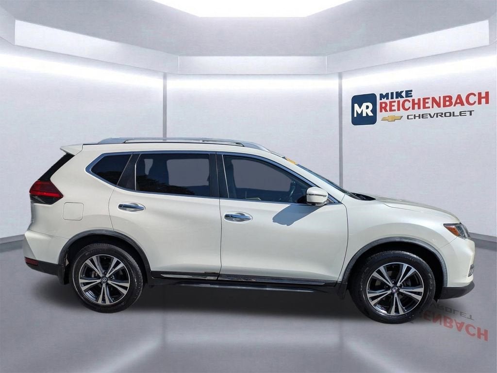 2017 Nissan Rogue SL