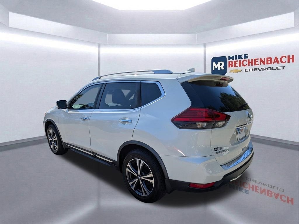 2017 Nissan Rogue SL