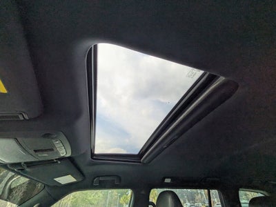 2022 Nissan Armada SL