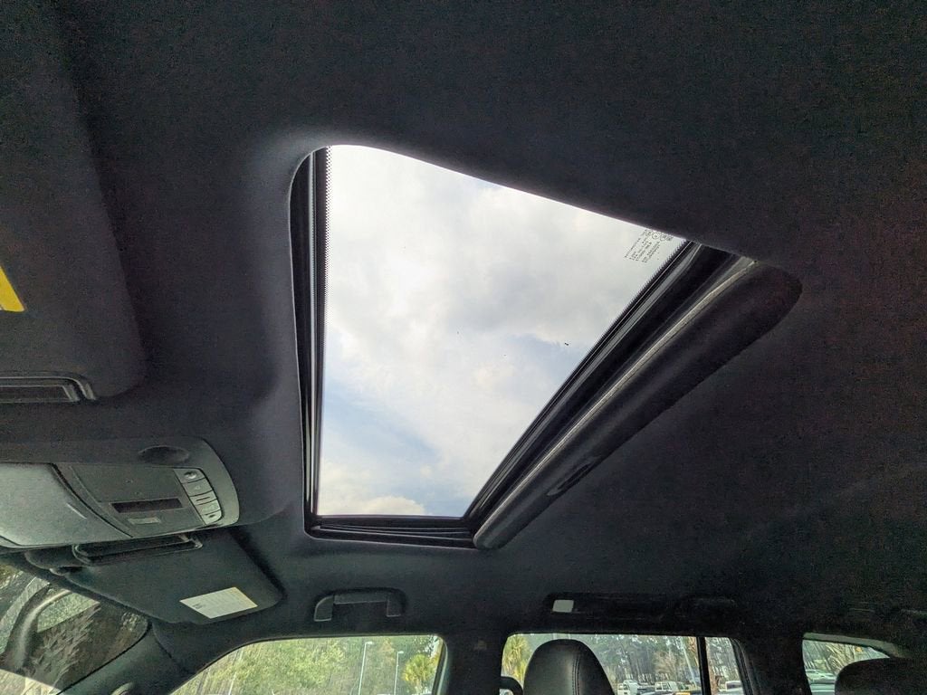 2022 Nissan Armada SL