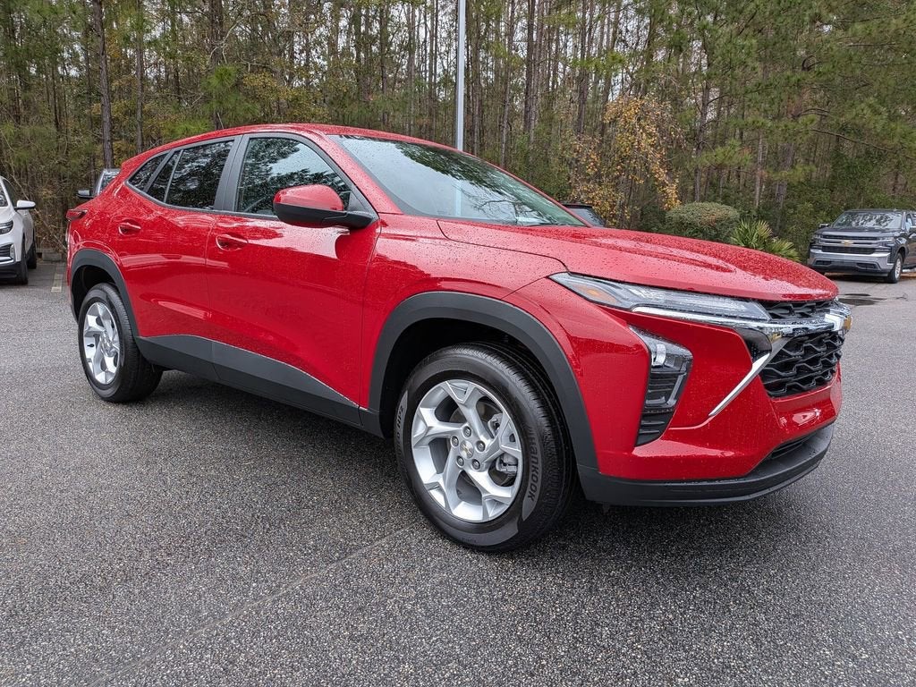 2026 Chevrolet Trax LS