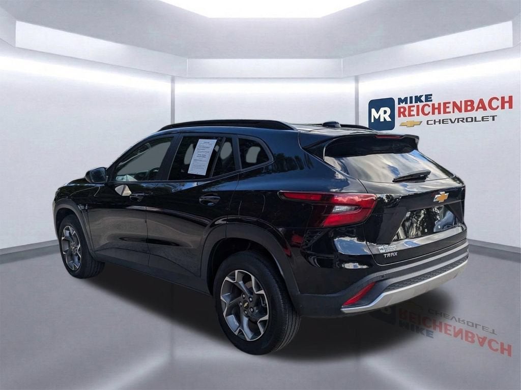 2024 Chevrolet Trax LT