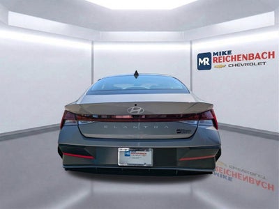 2025 Hyundai Elantra SEL Convenience