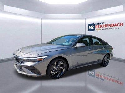 2025 Hyundai Elantra SEL Convenience
