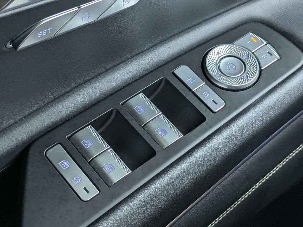 2024 Genesis GV80 Base