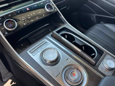 2024 Genesis GV80 Base