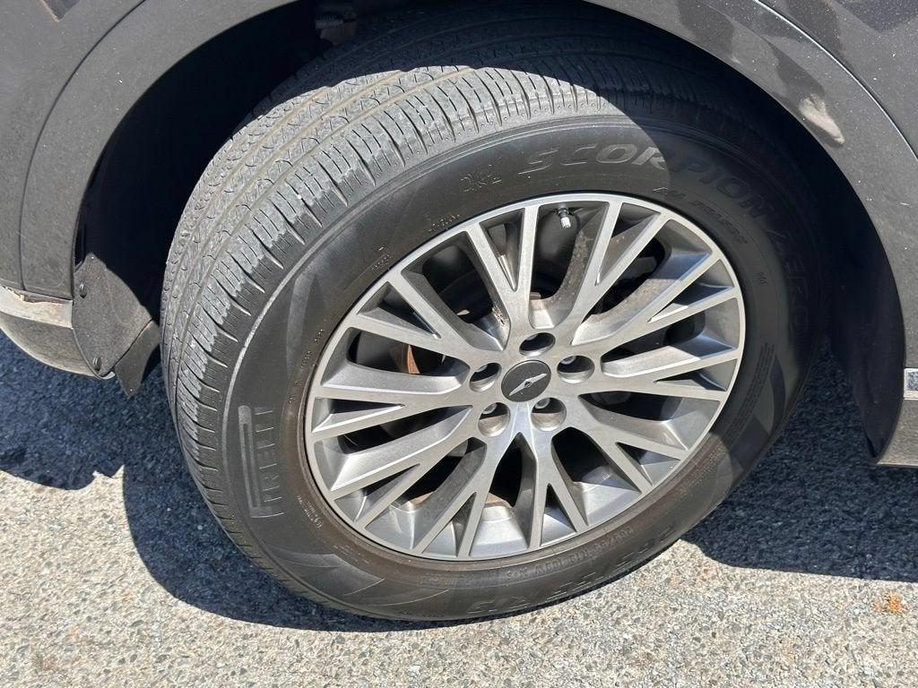 2024 Genesis GV80 Base