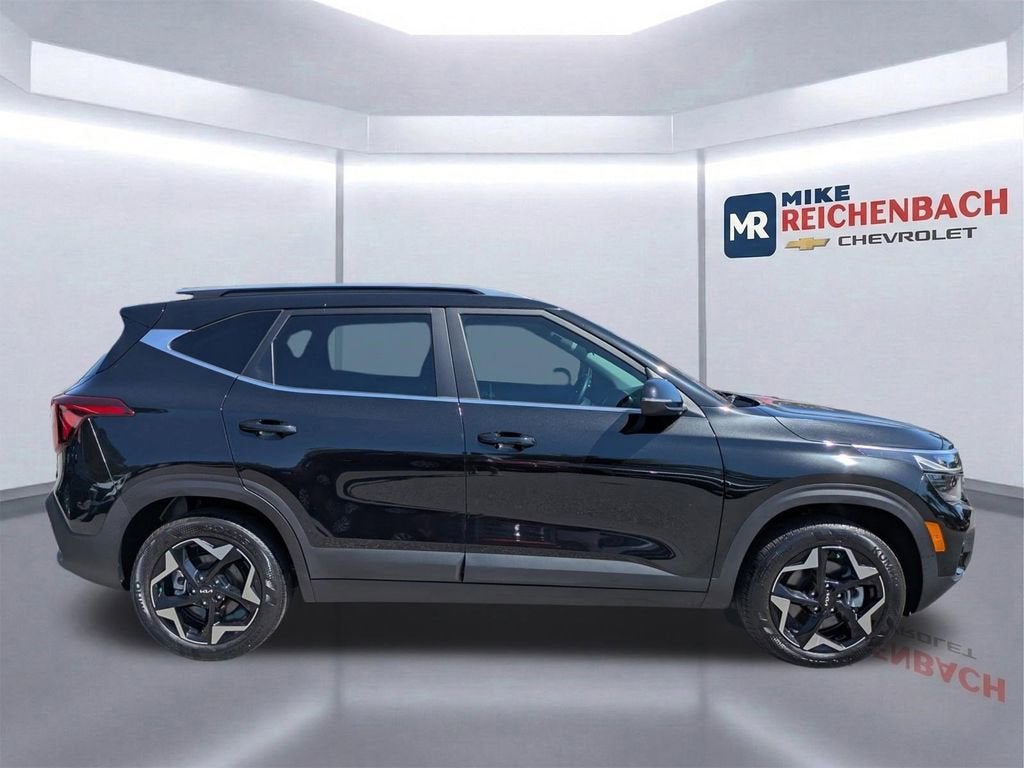 2025 Kia Seltos EX