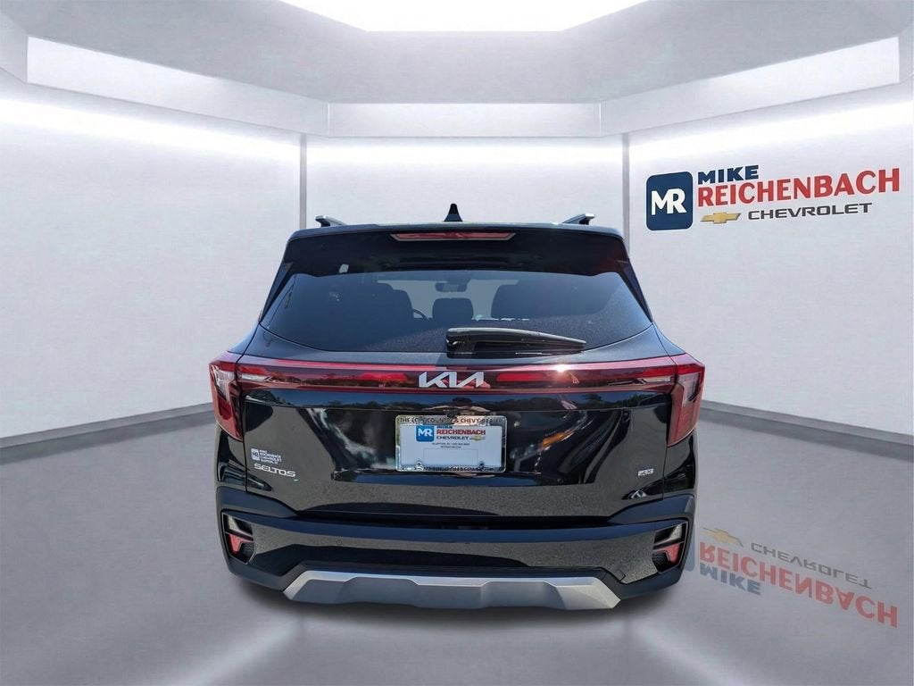 2025 Kia Seltos EX