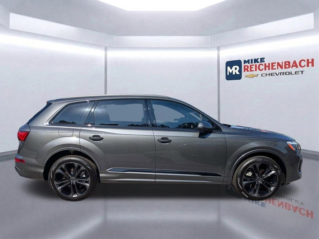 2026 Audi Q7 Premium Plus