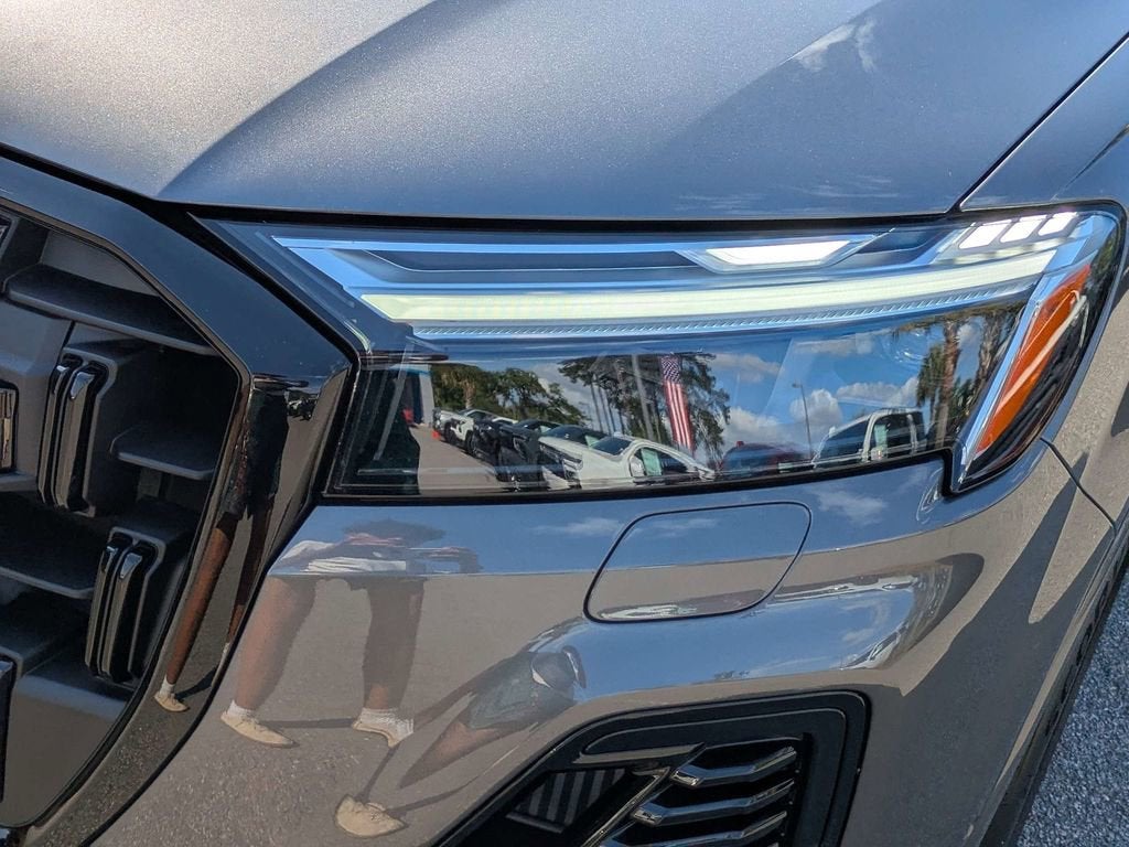 2026 Audi Q7 Premium Plus