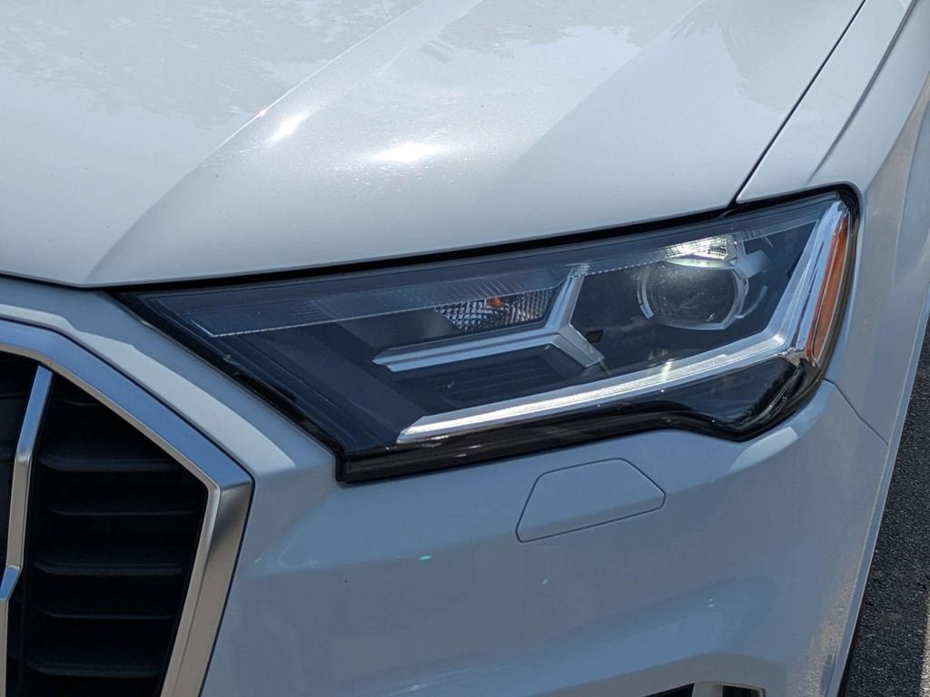2023 Audi Q7 Premium Plus