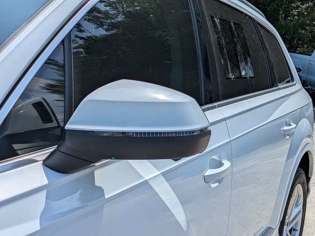 2023 Audi Q7 Premium Plus