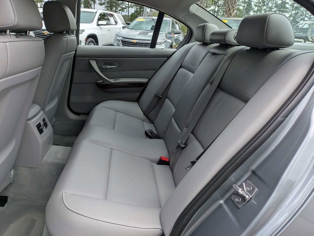 2011 BMW 3 Series 328i
